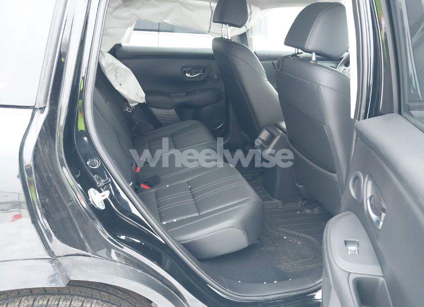 Photo 8 of 2024 Honda Hr-v AWD EX-L/AWD EX-L W/O BSI (VIN 3CZRZ2H73RM731908)