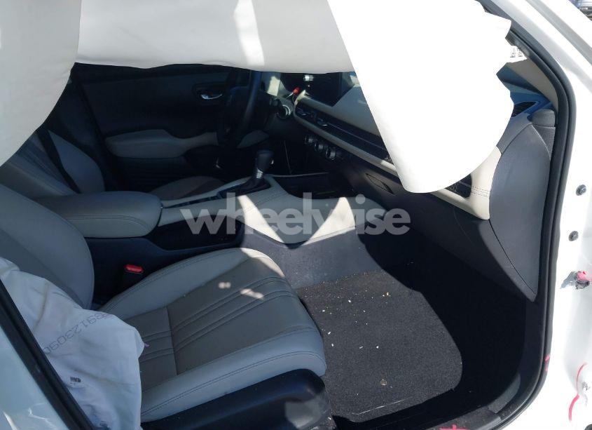 Photo 5 of 2024 Honda Hr-v AWD EX-L/AWD EX-L W/O BSI (VIN 3CZRZ2H73RM745839)