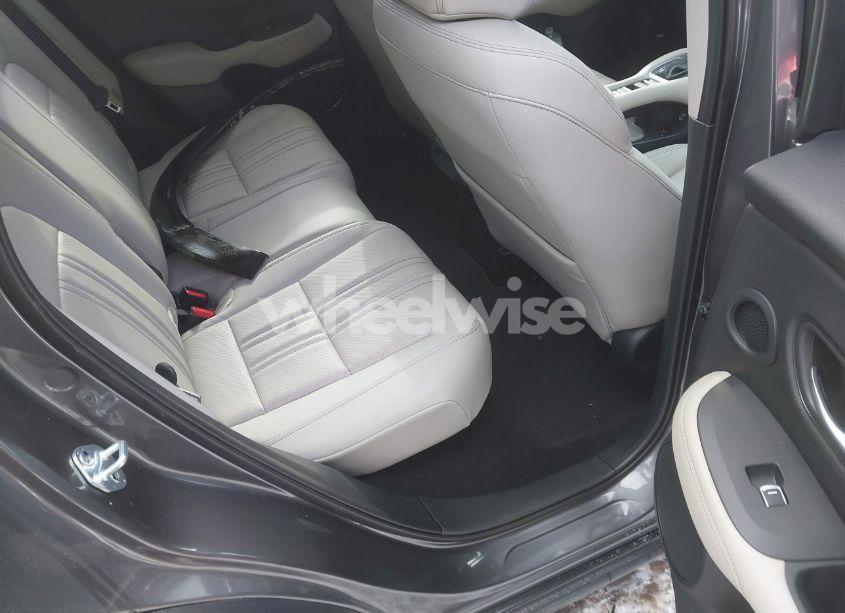 Photo 8 of 2025 Honda Hr-v AWD EX-L (VIN 3CZRZ2H73SM731624)