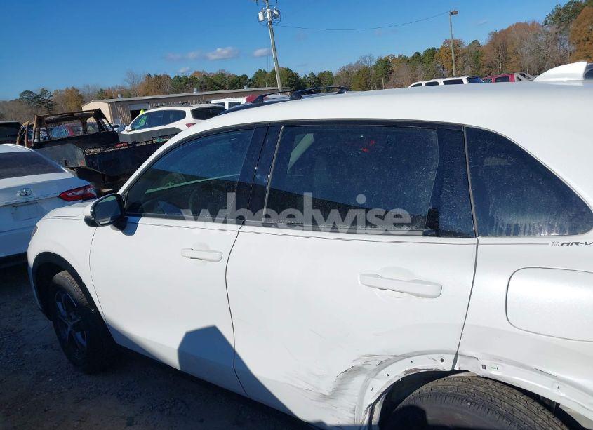 Photo 14 of 2024 Honda Hr-v AWD EX-L/AWD EX-L W/O BSI (VIN 3CZRZ2H74RM739788)