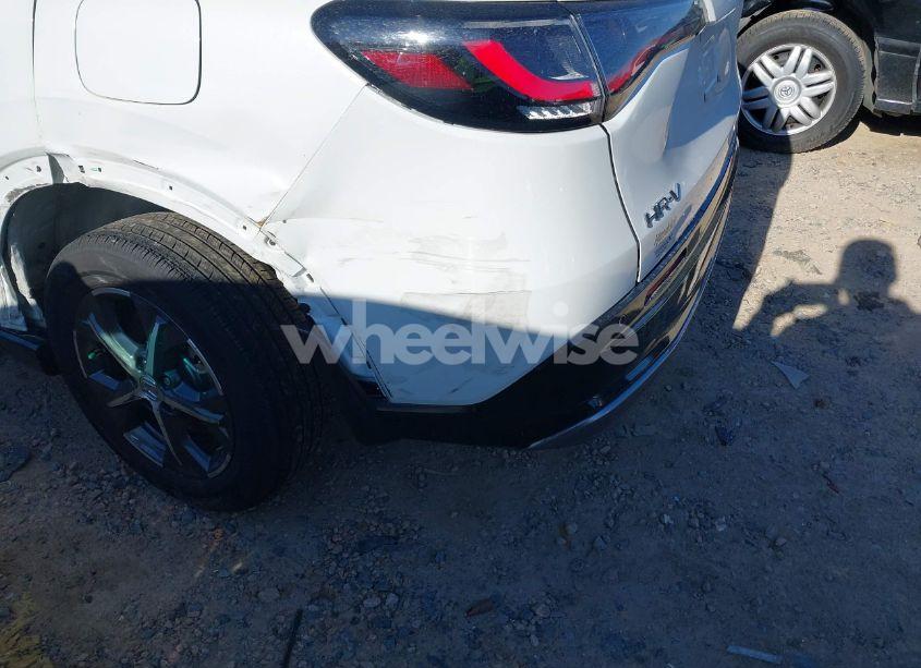 Photo 17 of 2024 Honda Hr-v AWD EX-L/AWD EX-L W/O BSI (VIN 3CZRZ2H74RM739788)