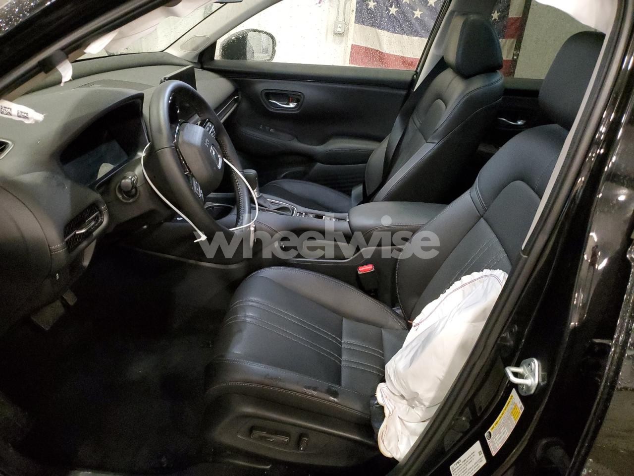 Photo 7 of 2025 HONDA HR-V EXL (VIN 3CZRZ2H74SM729316)