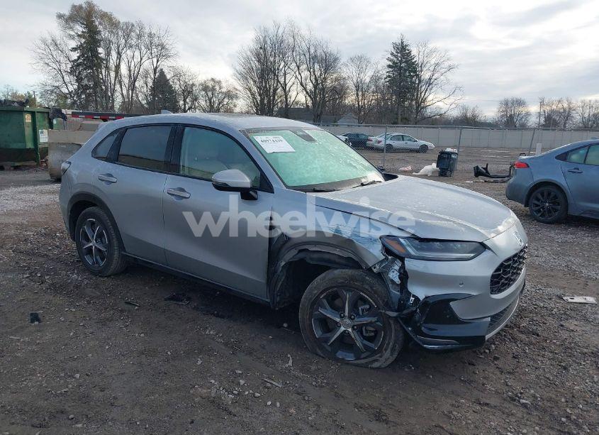 2024 Honda Hr-v AWD EX-L/AWD EX-L W/O BSI (VIN 3CZRZ2H76RM705271) main photo