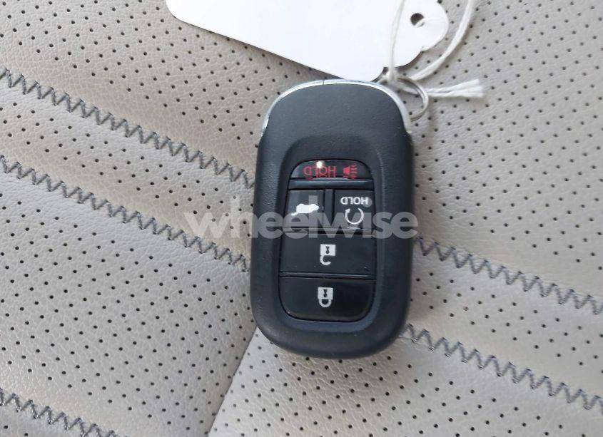 Photo 11 of 2024 Honda Hr-v AWD EX-L/AWD EX-L W/O BSI (VIN 3CZRZ2H76RM705271)