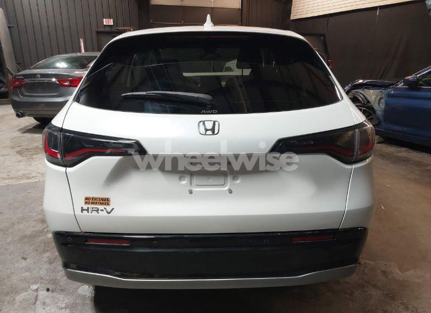 Photo 17 of 2024 Honda Hr-v AWD EX-L/AWD EX-L W/O BSI (VIN 3CZRZ2H76RM767186)