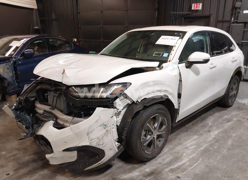 Photo 2 of 2024 Honda Hr-v AWD EX-L/AWD EX-L W/O BSI (VIN 3CZRZ2H76RM767186)