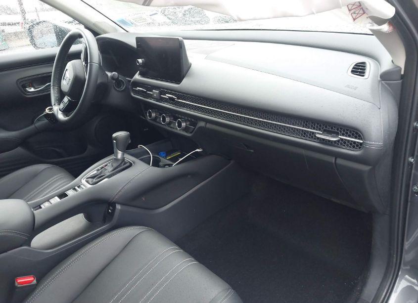 Photo 5 of 2024 Honda Hr-v AWD EX-L/AWD EX-L W/O BSI (VIN 3CZRZ2H76RM784652)