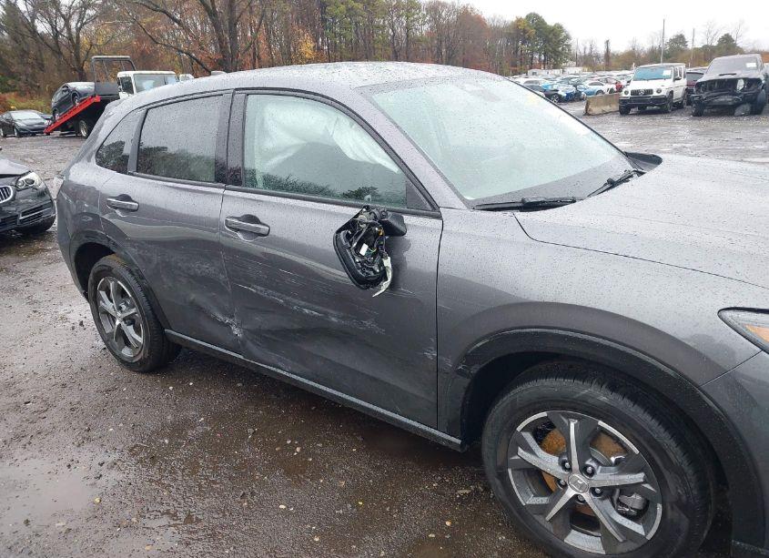 Photo 6 of 2024 Honda Hr-v AWD EX-L/AWD EX-L W/O BSI (VIN 3CZRZ2H76RM784652)