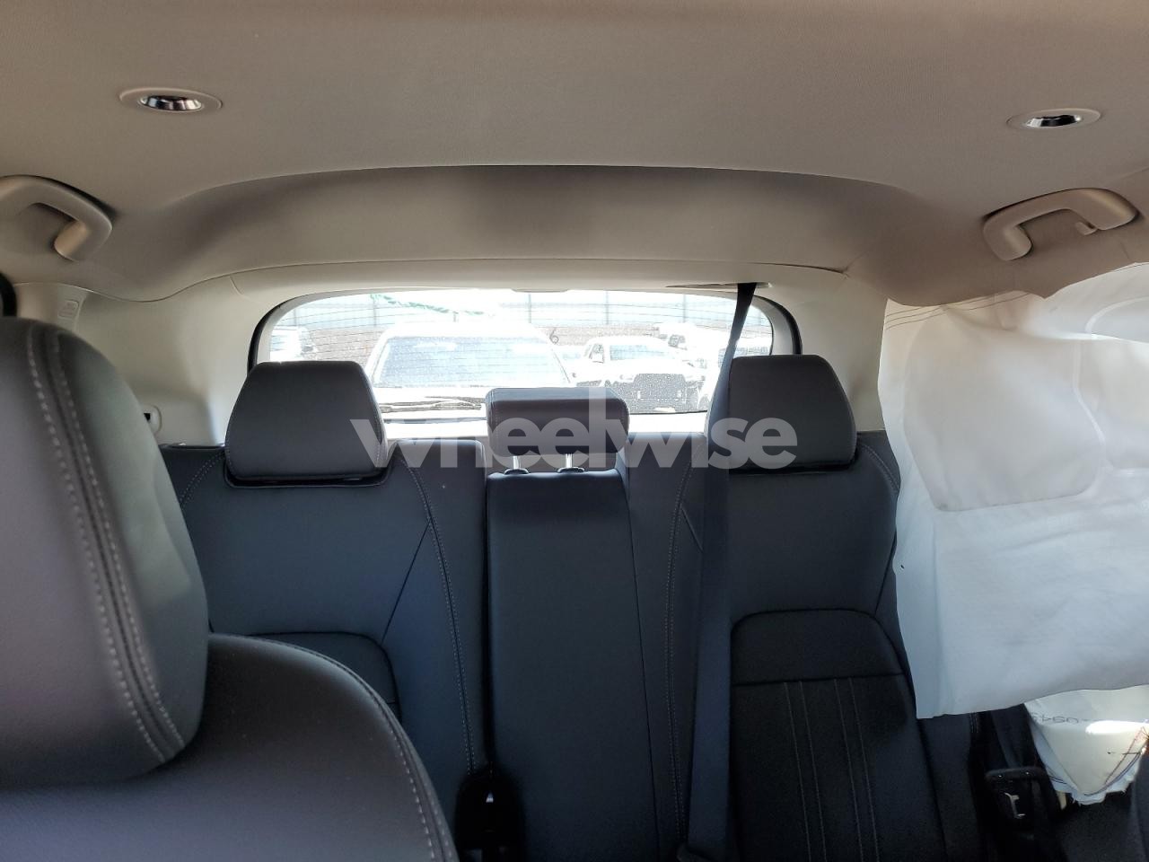 Photo 10 of 2025 HONDA HR-V EXL (VIN 3CZRZ2H76SM755870)