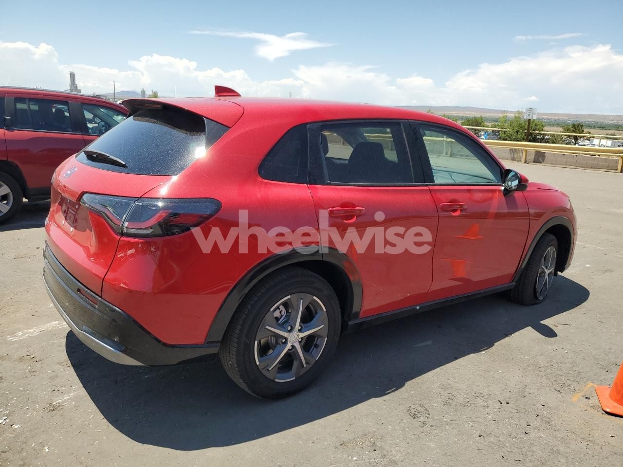 Photo 3 of 2025 HONDA HR-V EXL (VIN 3CZRZ2H76SM755870)