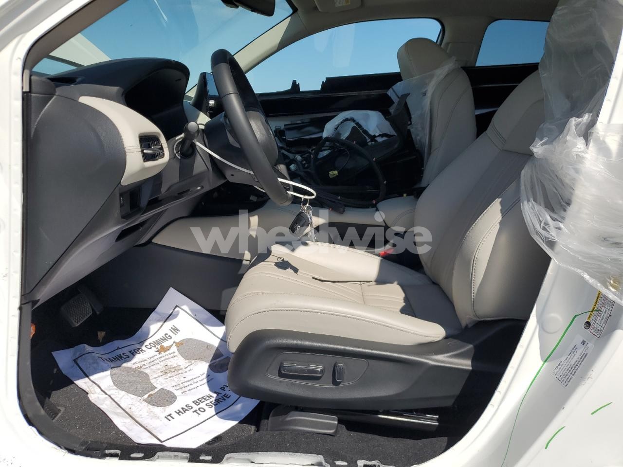 Photo 7 of 2025 HONDA HR-V EXL (VIN 3CZRZ2H76SM791333)