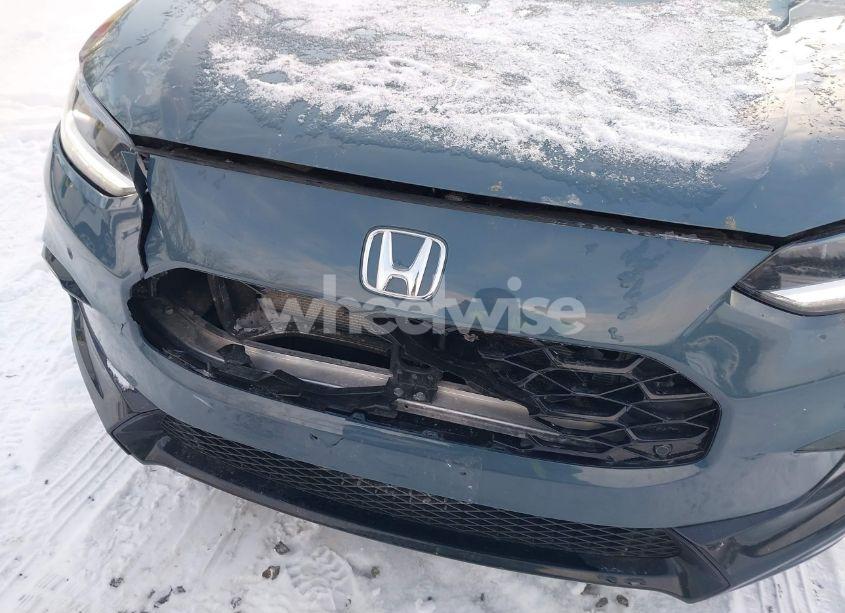 Photo 6 of 2024 Honda Hr-v AWD EX-L/AWD EX-L W/O BSI (VIN 3CZRZ2H78RM709984)