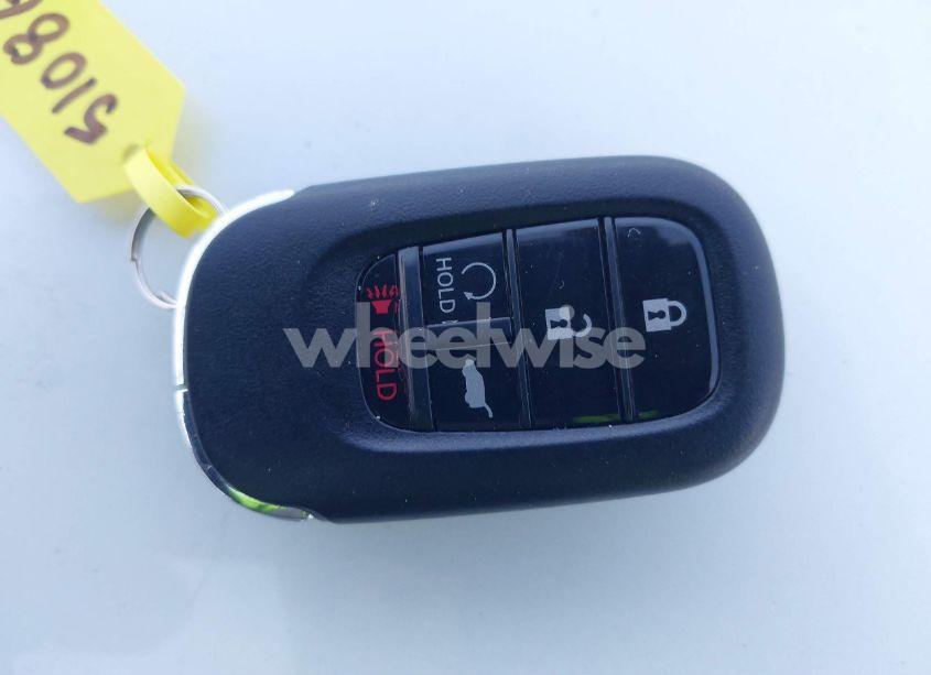 Photo 11 of 2024 Honda Hr-v AWD EX-L/AWD EX-L W/O BSI (VIN 3CZRZ2H78RM711167)