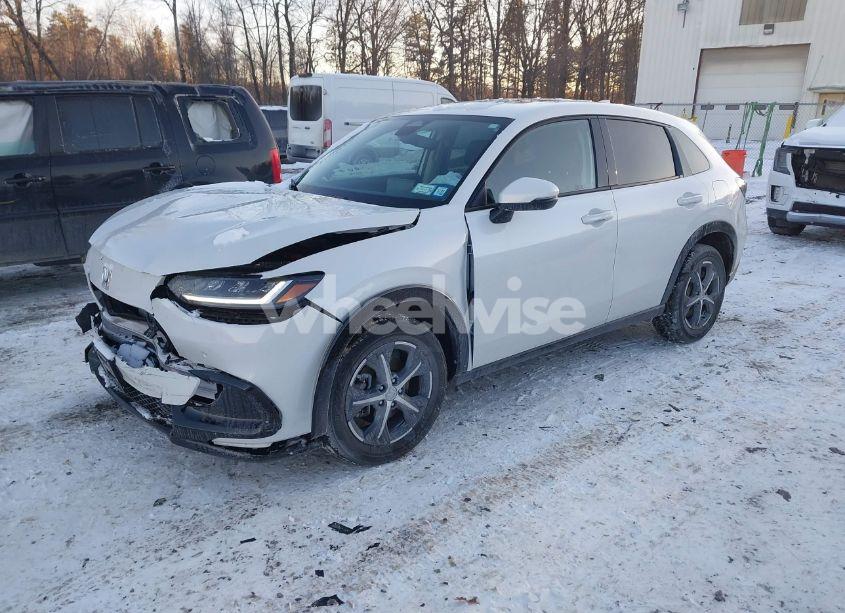Photo 2 of 2024 Honda Hr-v AWD EX-L/AWD EX-L W/O BSI (VIN 3CZRZ2H78RM711167)