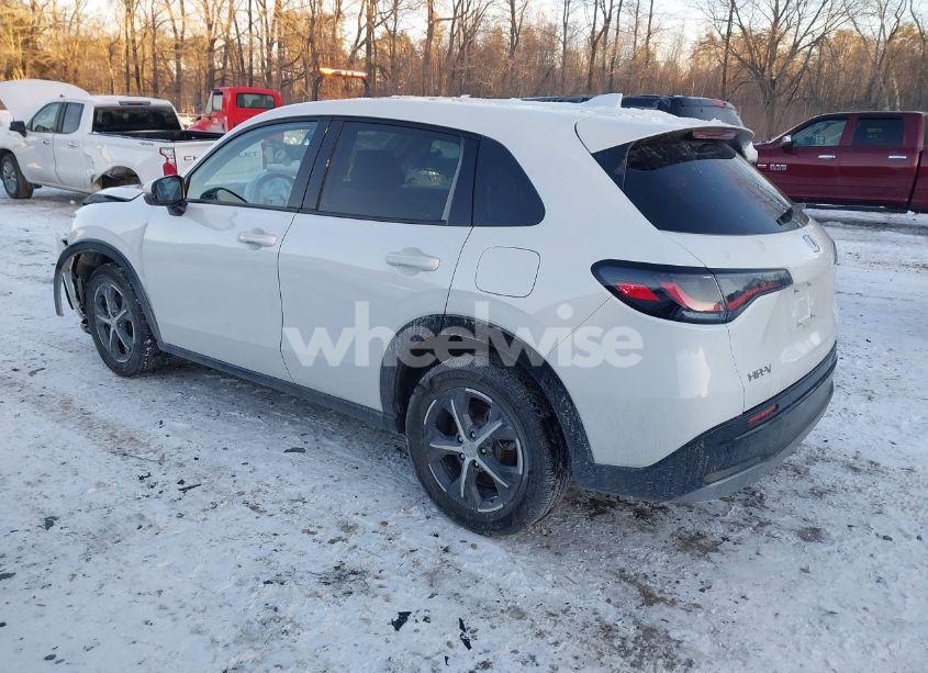 Photo 3 of 2024 Honda Hr-v AWD EX-L/AWD EX-L W/O BSI (VIN 3CZRZ2H78RM711167)