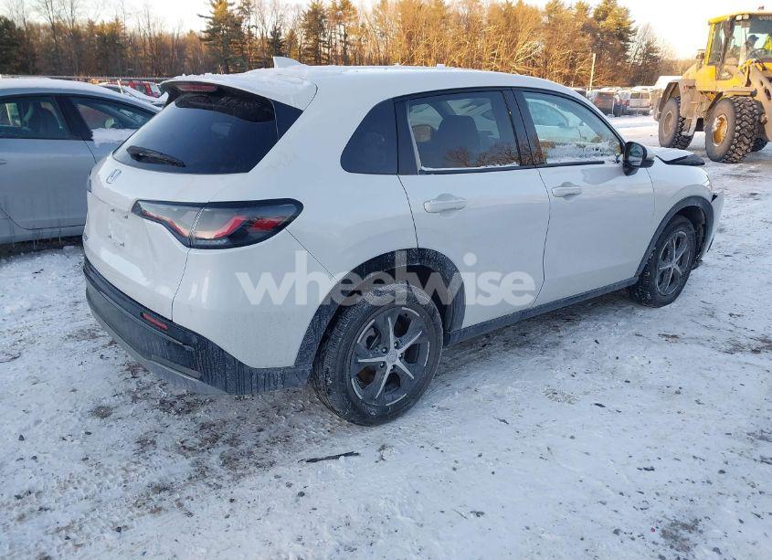 Photo 4 of 2024 Honda Hr-v AWD EX-L/AWD EX-L W/O BSI (VIN 3CZRZ2H78RM711167)