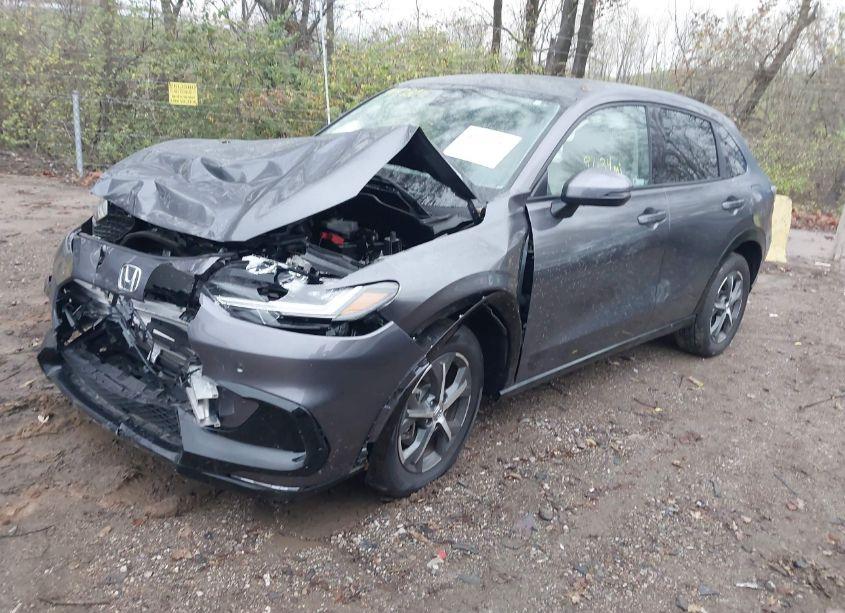 Photo 2 of 2024 Honda Hr-v AWD EX-L/AWD EX-L W/O BSI (VIN 3CZRZ2H79RM726941)