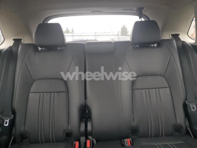 Photo 8 of 2024 HONDA HR-V EXL (VIN 3CZRZ2H7XRM731887)