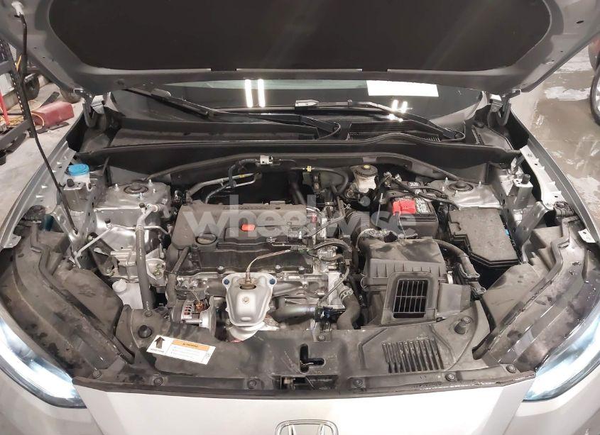 Photo 10 of 2024 Honda Hr-v AWD EX-L/AWD EX-L W/O BSI (VIN 3CZRZ2H7XRM772617)