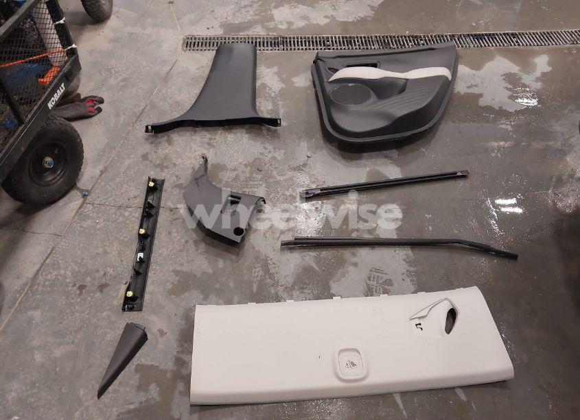 Photo 12 of 2024 Honda Hr-v AWD EX-L/AWD EX-L W/O BSI (VIN 3CZRZ2H7XRM772617)