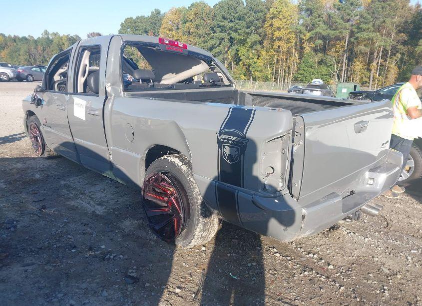 Photo 3 of 2005 Dodge Ram 1500 SRT-10 (VIN 3D3HA18H85G814505)