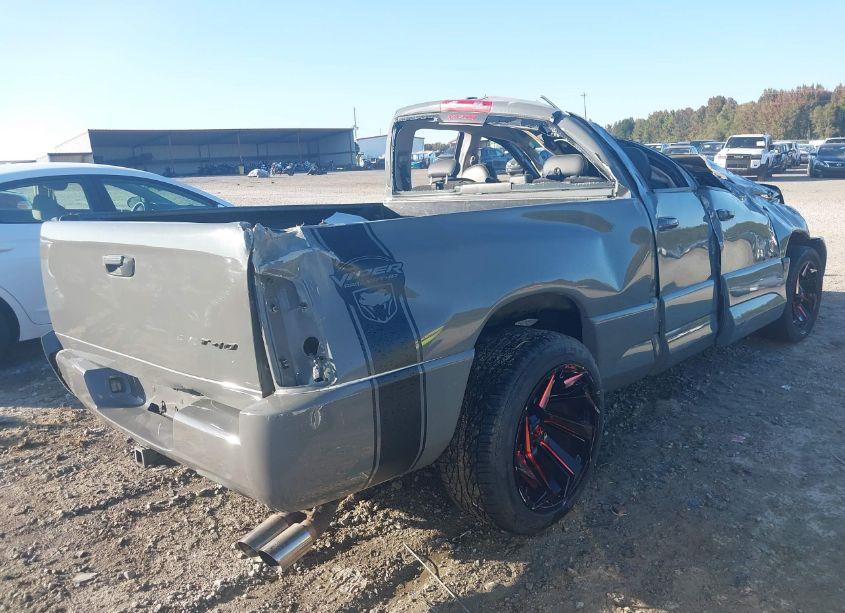 Photo 4 of 2005 Dodge Ram 1500 SRT-10 (VIN 3D3HA18H85G814505)