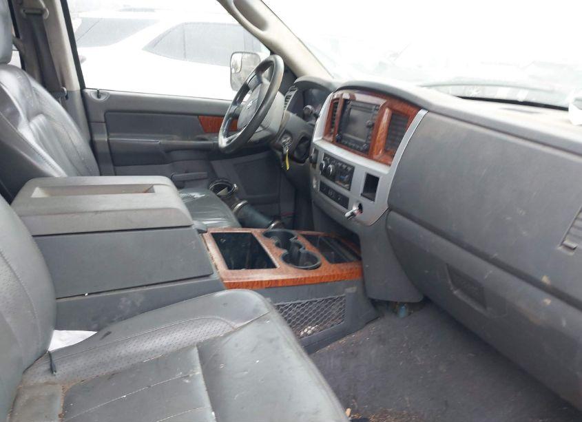 Photo 5 of 2006 Dodge Ram 3500 LARAMIE (VIN 3D3LX39C16G269949)