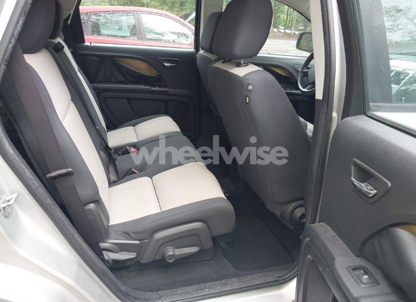 Photo 8 of 2009 Dodge Journey SE (VIN 3D4GG47B59T567655)
