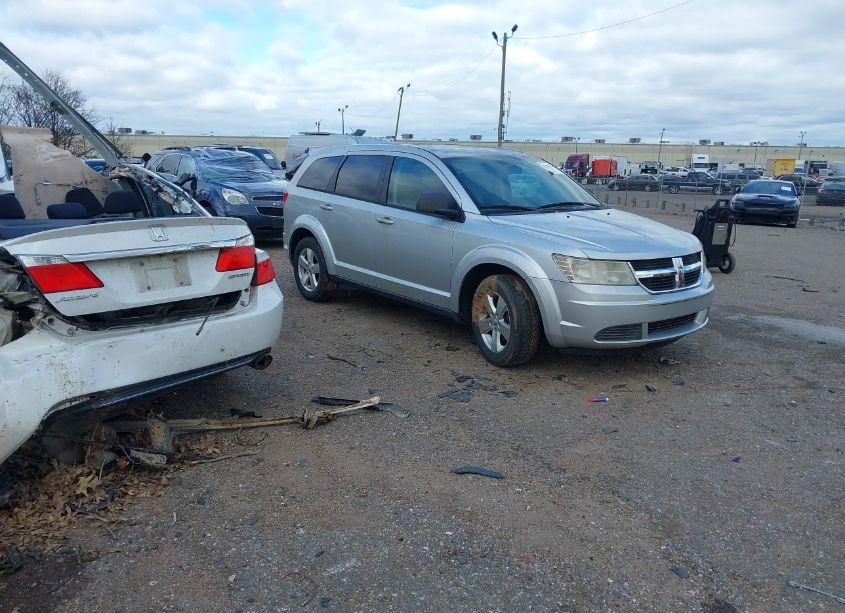 2009 Dodge Journey SXT (VIN 3D4GG57V19T550318) main photo