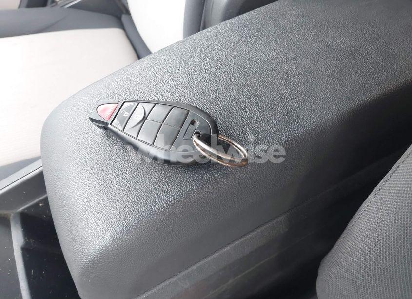 Photo 11 of 2009 Dodge Journey SXT (VIN 3D4GG57V99T200290)