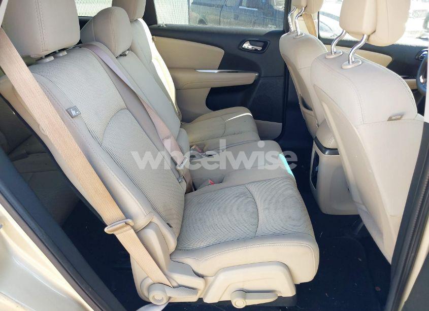 Photo 8 of 2011 Dodge Journey MAINSTREET (VIN 3D4PG1FG0BT558170)