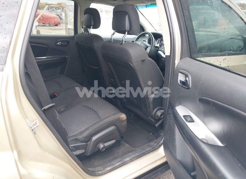 Photo 8 of 2011 Dodge Journey MAINSTREET (VIN 3D4PG1FG1BT500763)