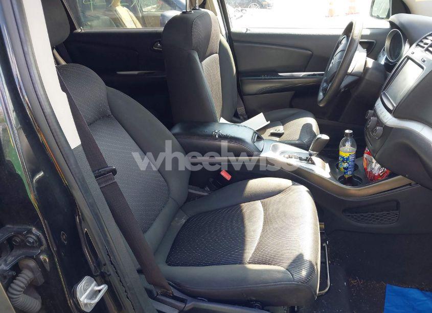 Photo 5 of 2011 Dodge Journey MAINSTREET (VIN 3D4PG1FG5BT503178)