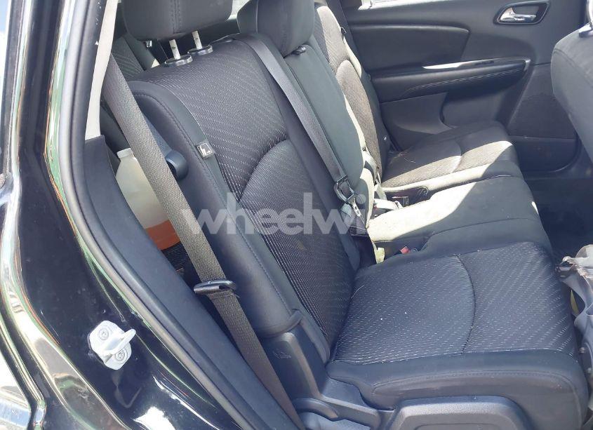 Photo 8 of 2011 Dodge Journey MAINSTREET (VIN 3D4PG1FG5BT503178)