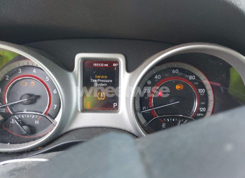 Photo 7 of 2011 Dodge Journey MAINSTREET (VIN 3D4PG1FG5BT513970)