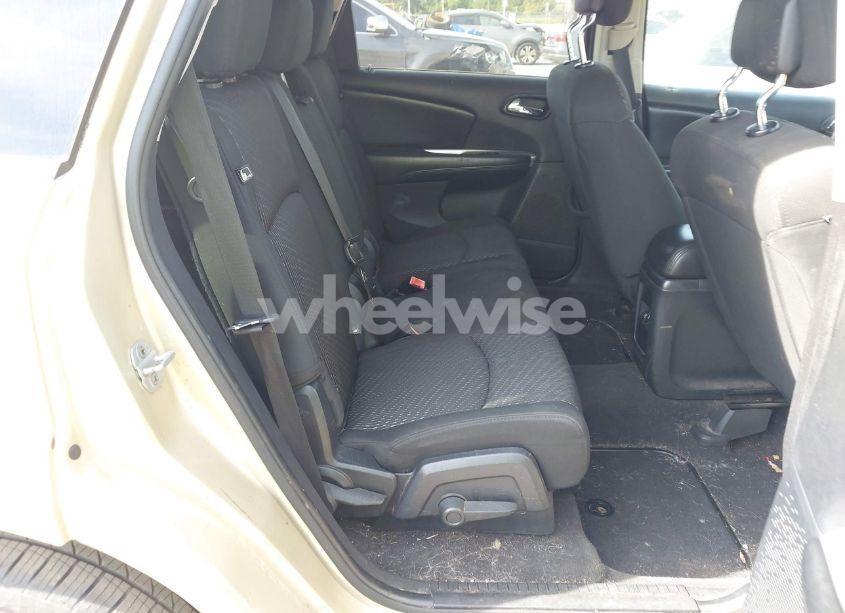 Photo 8 of 2011 Dodge Journey MAINSTREET (VIN 3D4PG1FG5BT513970)