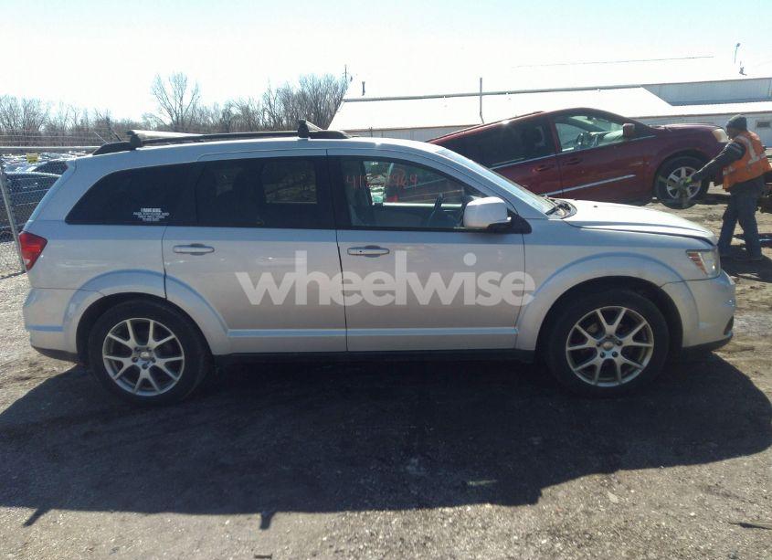 Photo 13 of 2011 Dodge Journey MAINSTREET (VIN 3D4PG1FG5BT540585)