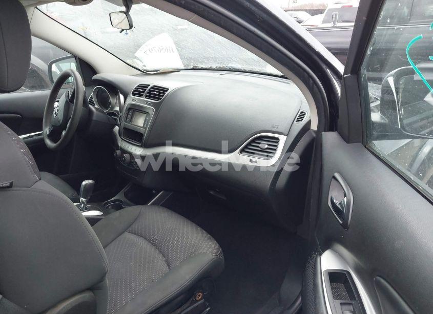 Photo 5 of 2011 Dodge Journey MAINSTREET (VIN 3D4PG1FG6BT541647)