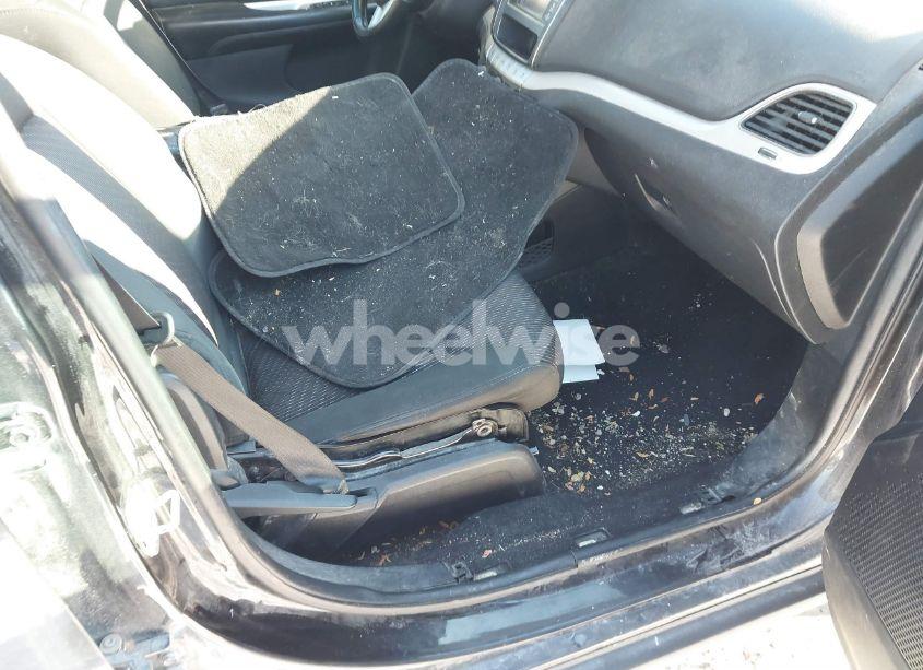 Photo 12 of 2011 Dodge Journey MAINSTREET (VIN 3D4PG1FG6BT552261)