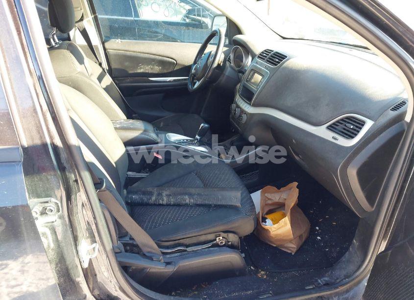 Photo 5 of 2011 Dodge Journey MAINSTREET (VIN 3D4PG1FG6BT552261)