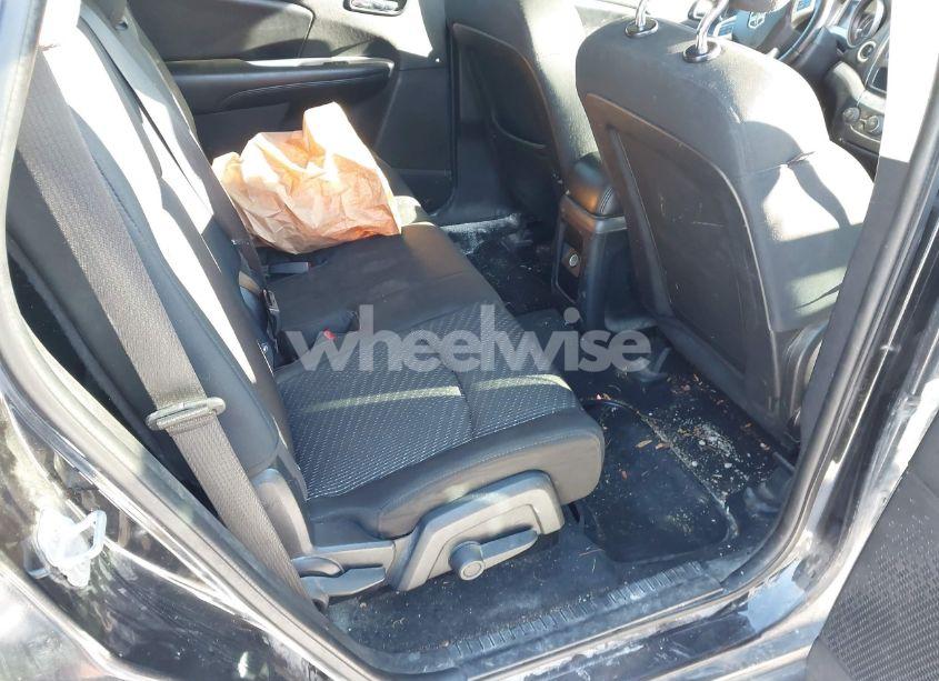 Photo 8 of 2011 Dodge Journey MAINSTREET (VIN 3D4PG1FG6BT552261)