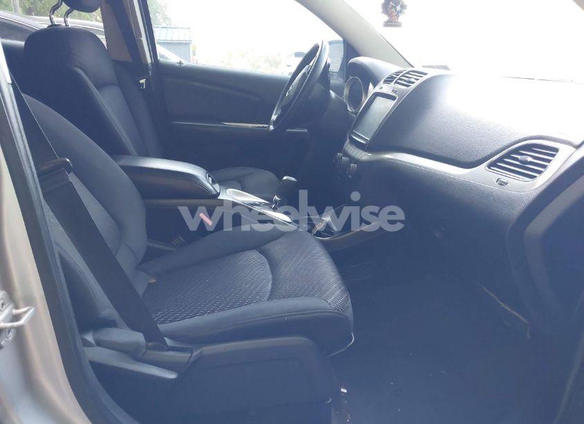 Photo 5 of 2011 Dodge Journey MAINSTREET (VIN 3D4PG1FG7BT503246)