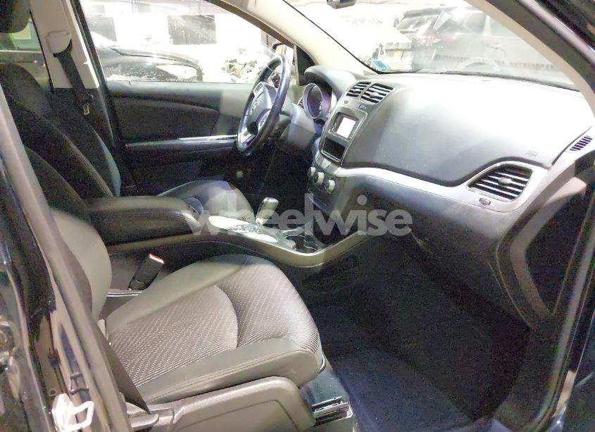 Photo 5 of 2011 Dodge Journey MAINSTREET (VIN 3D4PG1FG7BT528292)