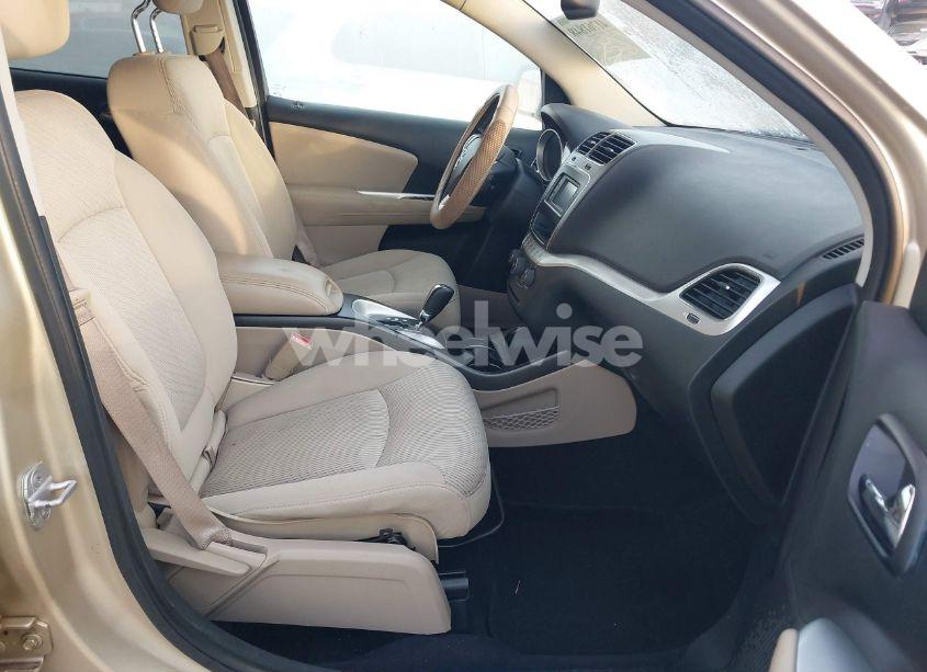 Photo 5 of 2011 Dodge Journey MAINSTREET (VIN 3D4PG1FG7BT547571)