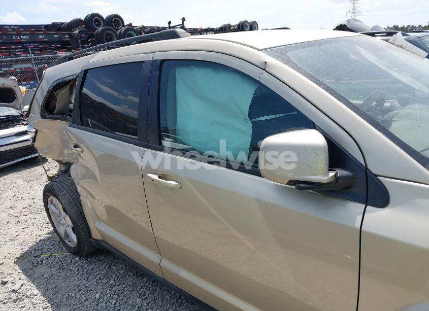 Photo 13 of 2011 Dodge Journey MAINSTREET (VIN 3D4PG1FG8BT500436)