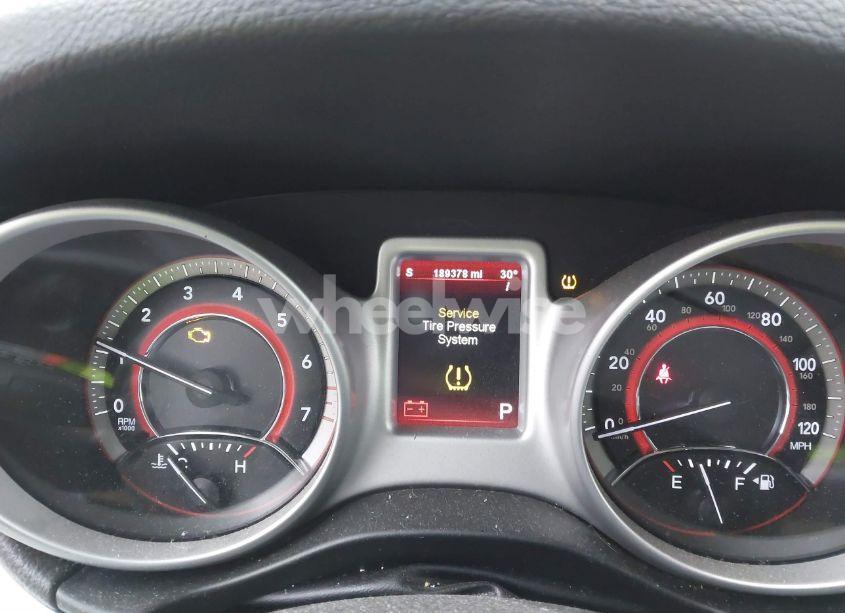 Photo 7 of 2011 Dodge Journey MAINSTREET (VIN 3D4PG1FG8BT506849)