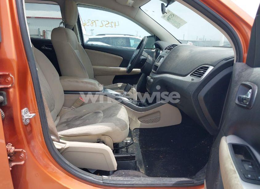 Photo 5 of 2011 Dodge Journey MAINSTREET (VIN 3D4PG1FG9BT538872)