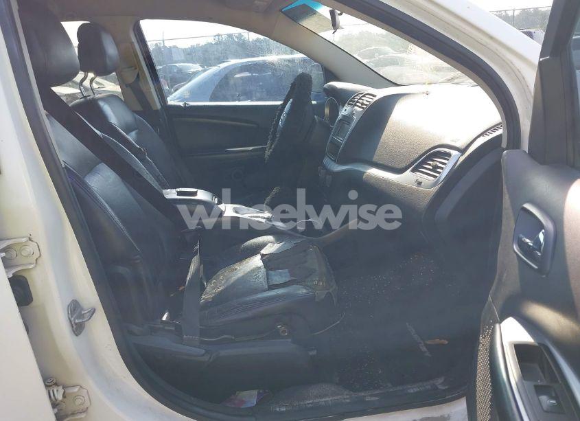 Photo 5 of 2011 Dodge Journey MAINSTREET (VIN 3D4PG1FGXBT520297)