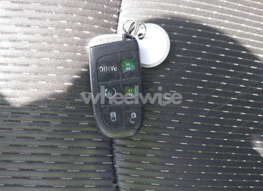 Photo 11 of 2011 Dodge Journey CREW (VIN 3D4PG3FG0BT549433)