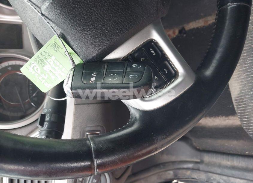 Photo 11 of 2011 Dodge Journey CREW (VIN 3D4PG3FG5BT505718)